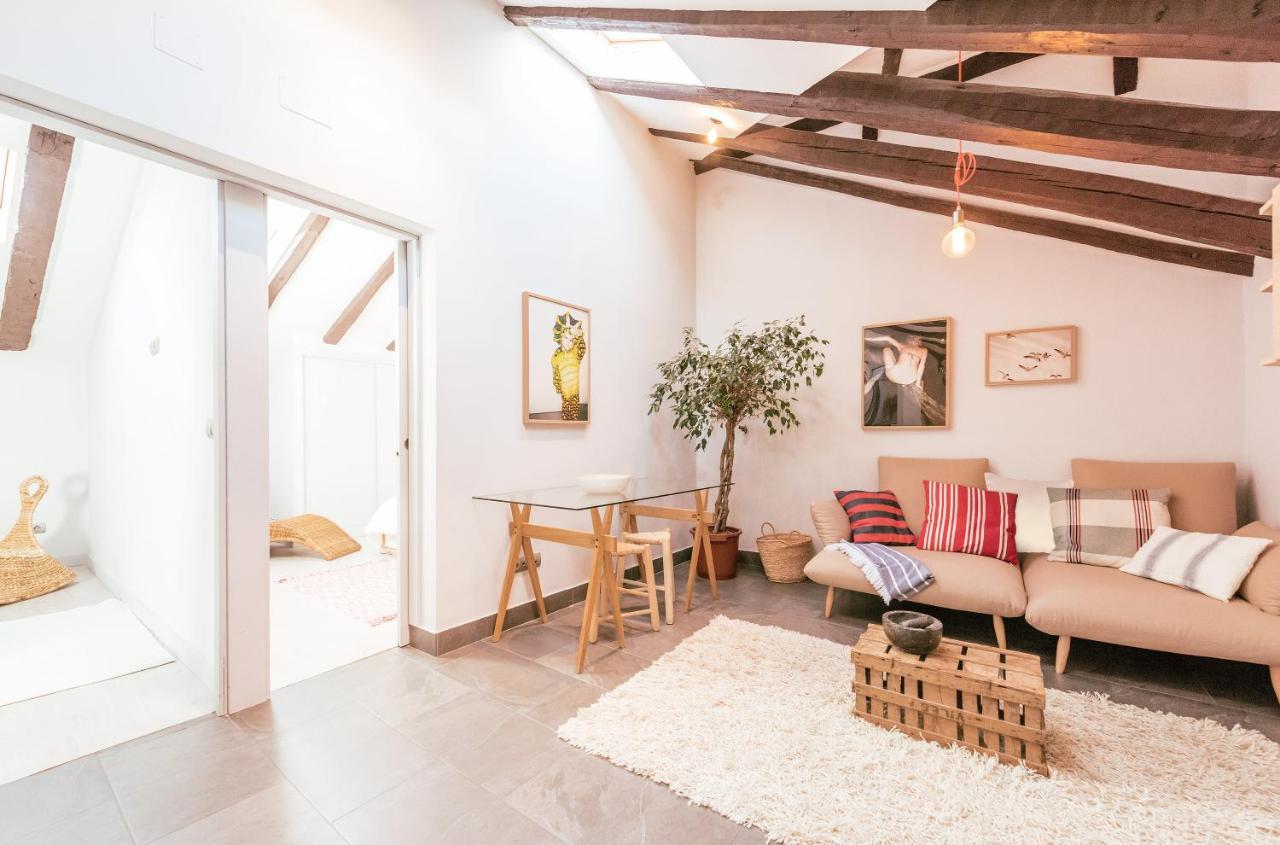 Bohemian 2Bedroom Attic In Lavapies Madrid Eksteriør billede